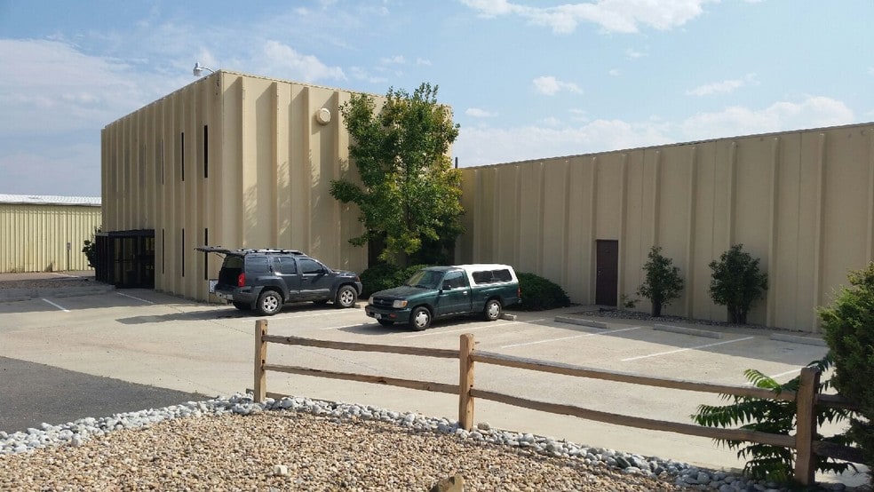 12360 W 49th Pl, Wheat Ridge, CO for lease - Primary Photo - Image 1 of 7
