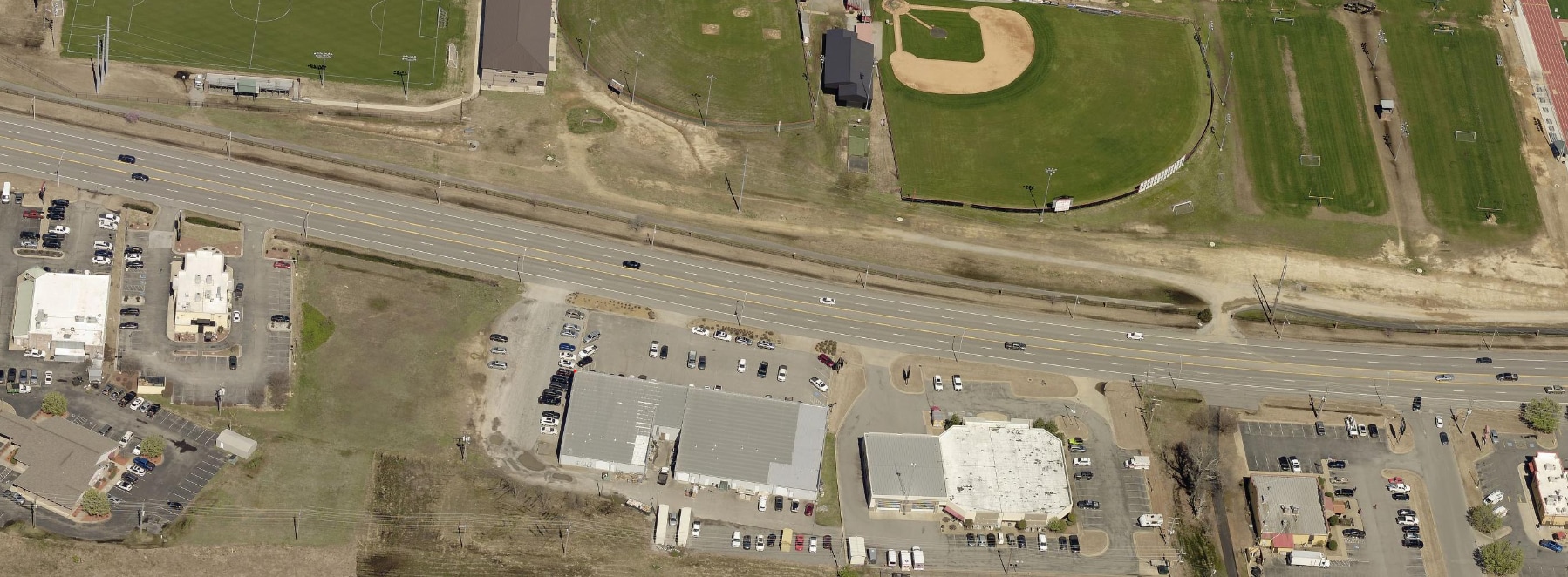 1633 E Beebe Capps Expy, Searcy, AR for lease Primary Photo- Image 1 of 2