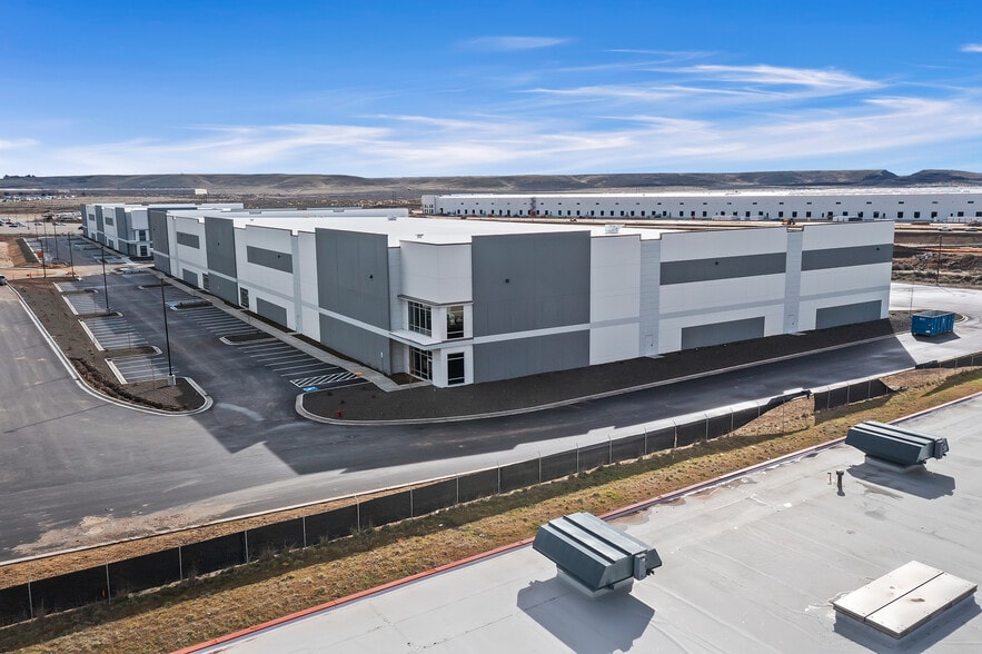 7075 S Eisenman Rd, Boise, ID for lease - Building Photo - Image 2 of 12