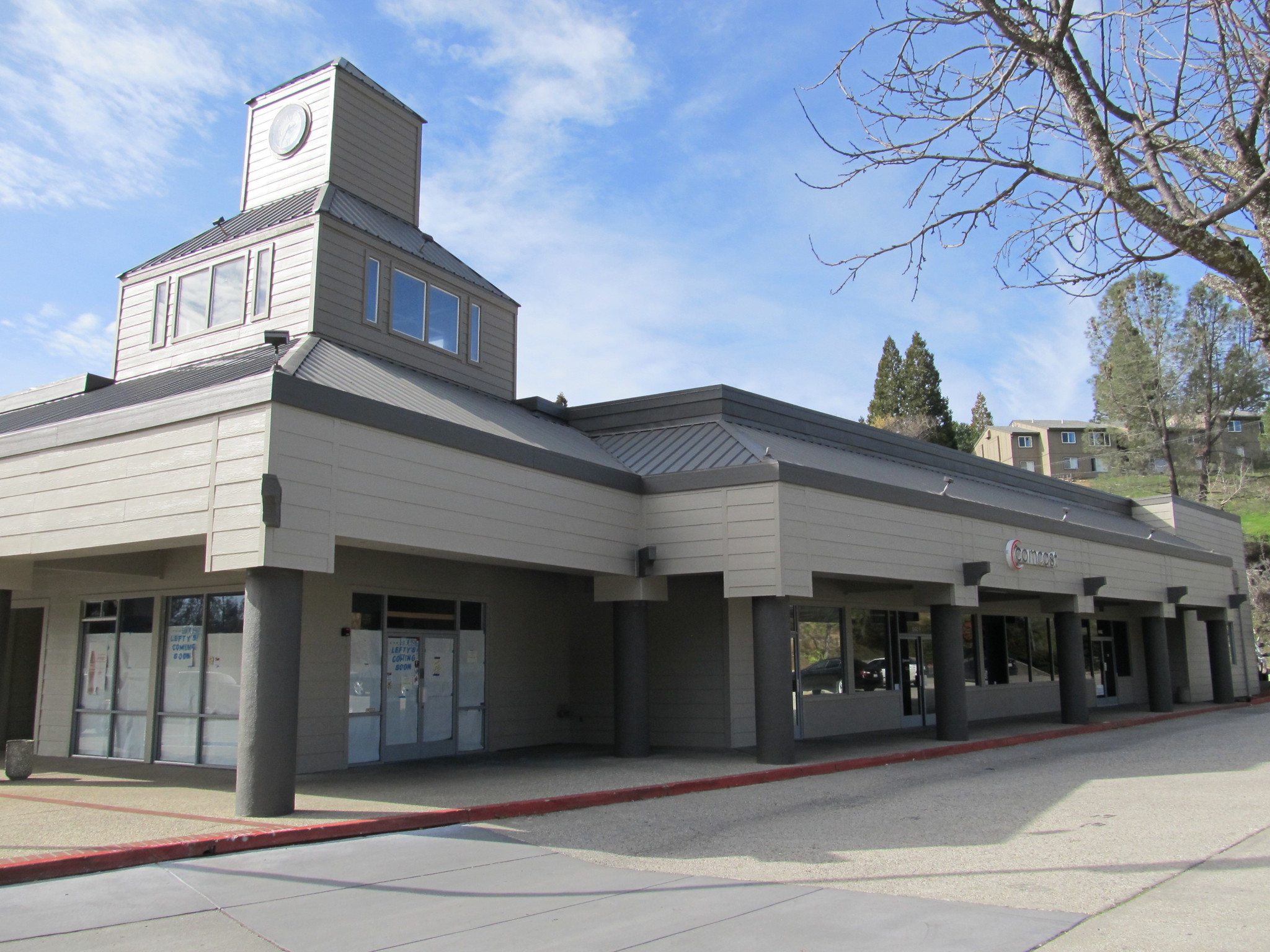 840 E Main St, Grass Valley, CA for lease Building Photo- Image 1 of 11