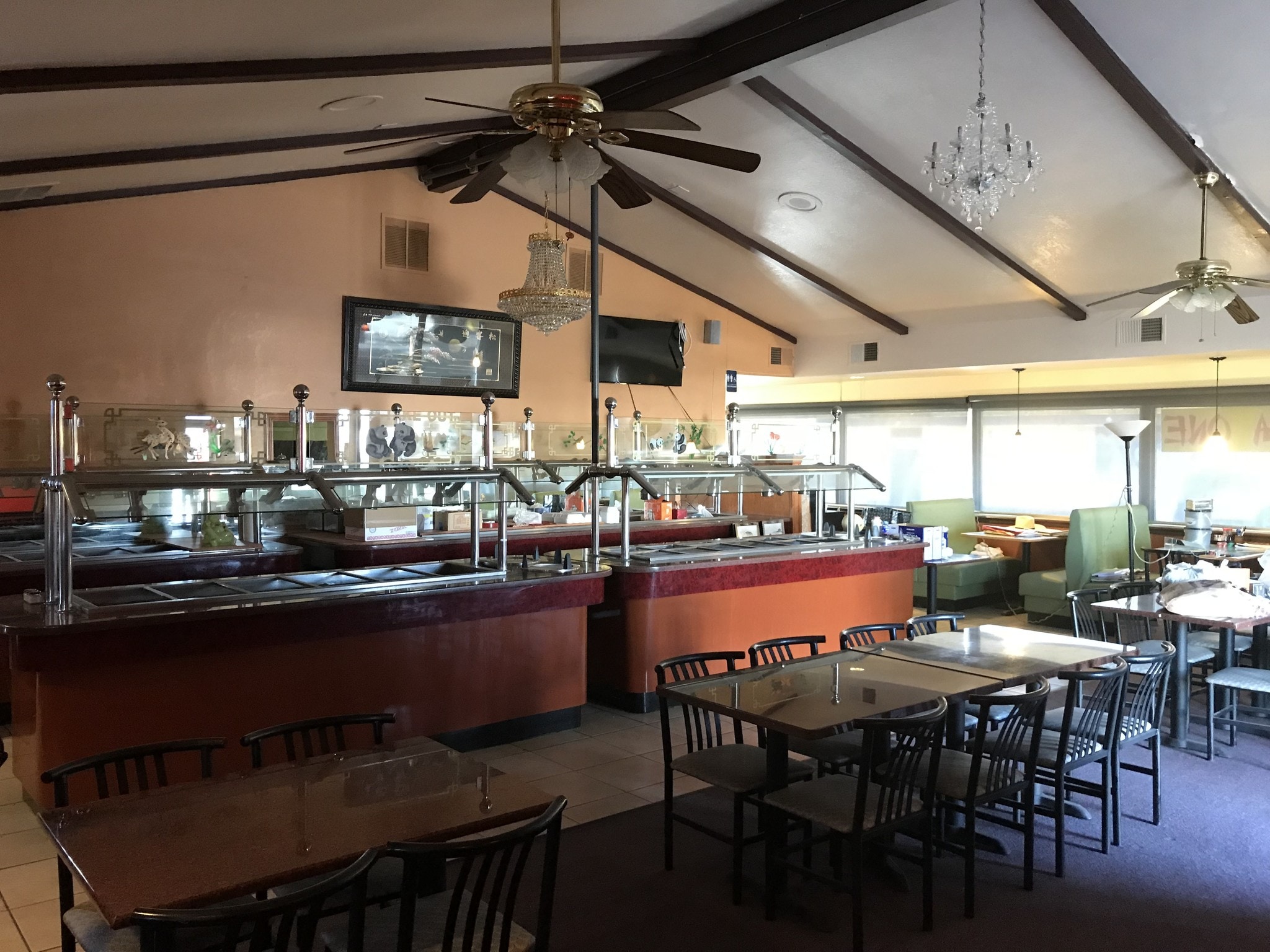 1023 E F St, Oakdale, CA for lease Interior Photo- Image 1 of 16