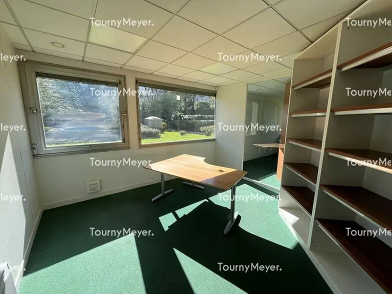 31 Rue Alfred Riom, Nantes for lease - Interior Photo - Image 2 of 7