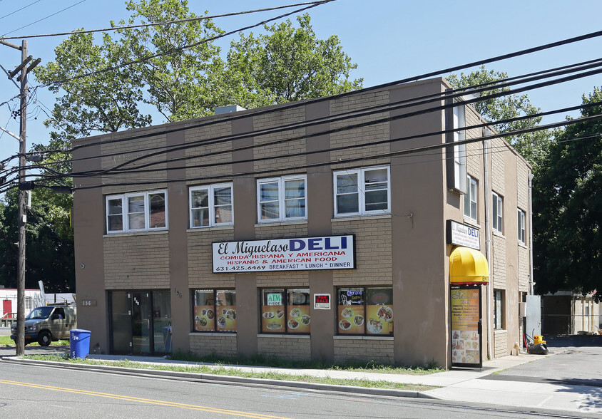 156 Depot Rd, Huntington Station, NY for sale - Primary Photo - Image 1 of 1