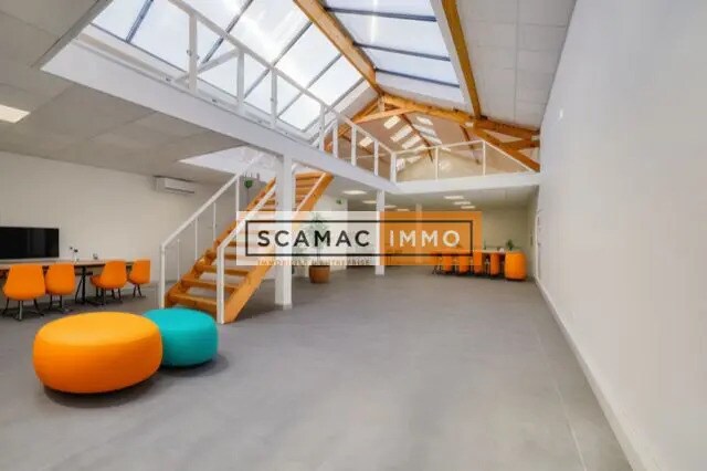 Industrial in Malakoff for lease Interior Photo- Image 1 of 17