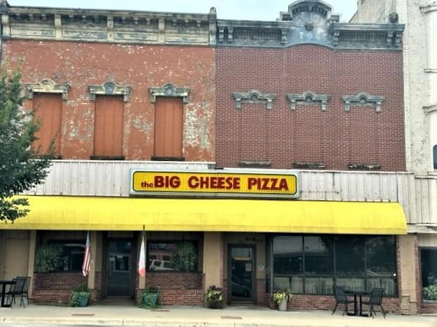 103 E Main St, Independence, KS for sale - Building Photo - Image 1 of 1