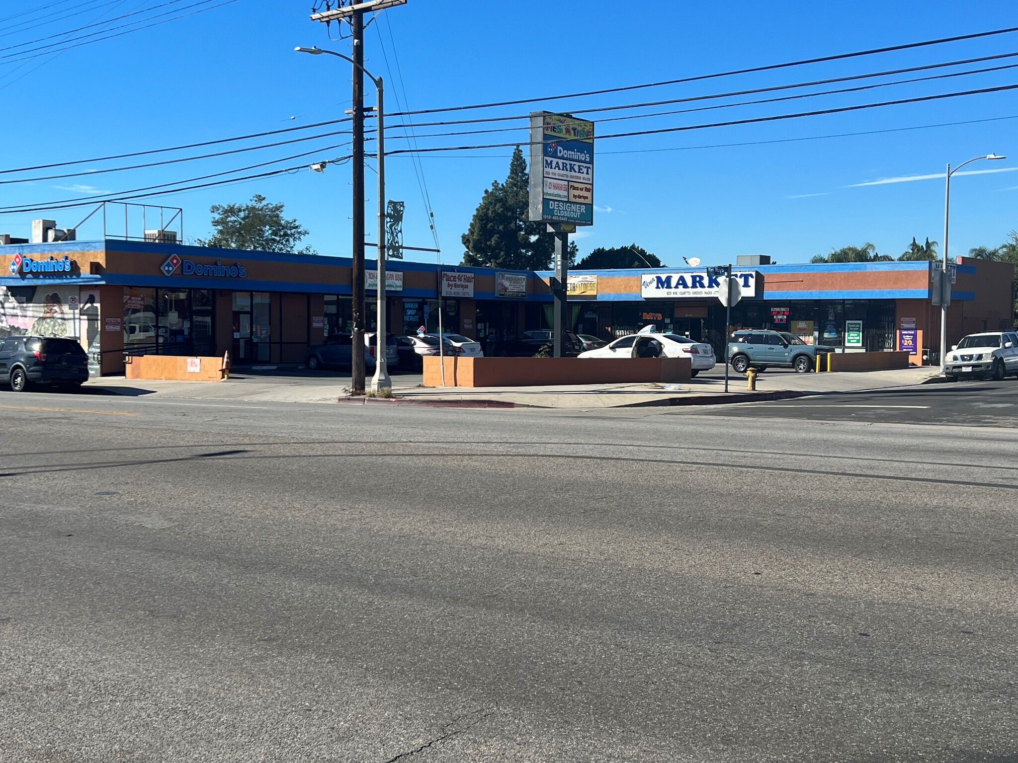 13931-13945 Van Nuys Blvd, Arleta, CA for lease Building Photo- Image 1 of 3