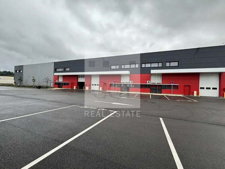 Flex in Heyrieux for lease - Building Photo - Image 2 of 24
