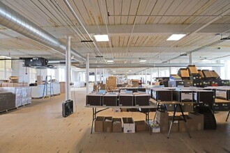 657 Quarry St, Fall River, MA for lease Interior Photo- Image 2 of 9