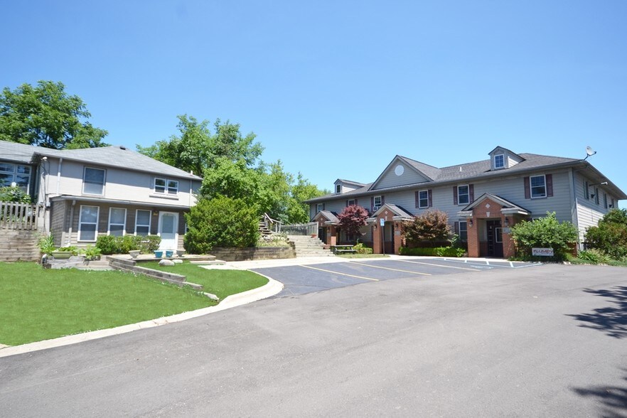 2533-2541 Leach Rd, Rochester Hills, MI for sale - Primary Photo - Image 1 of 1
