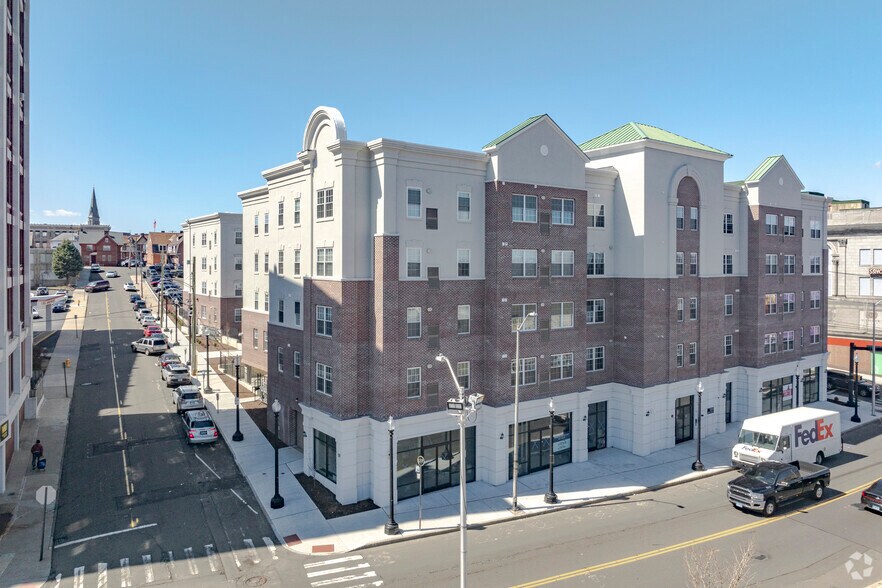 1269 Main St, Bridgeport, CT for sale - Primary Photo - Image 1 of 1