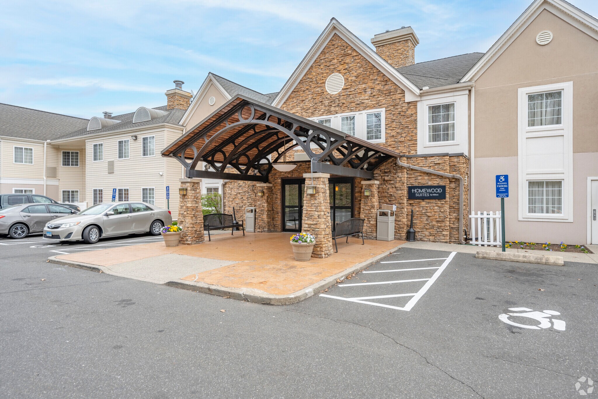 6905 Main St, Stratford, CT for sale Primary Photo- Image 1 of 1