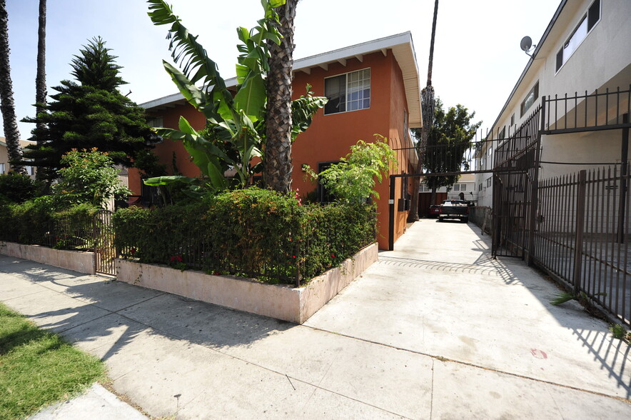 4046 Nicolet Ave, Los Angeles, CA for sale - Building Photo - Image 1 of 26