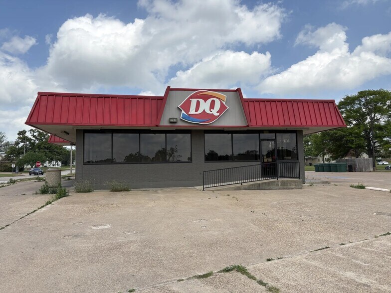 304 E US Hwy 79, Franklin, TX for sale - Building Photo - Image 1 of 1