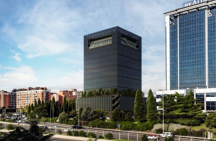 Calle Retama, 7, Madrid, Madrid for lease - Building Photo - Image 2 of 5