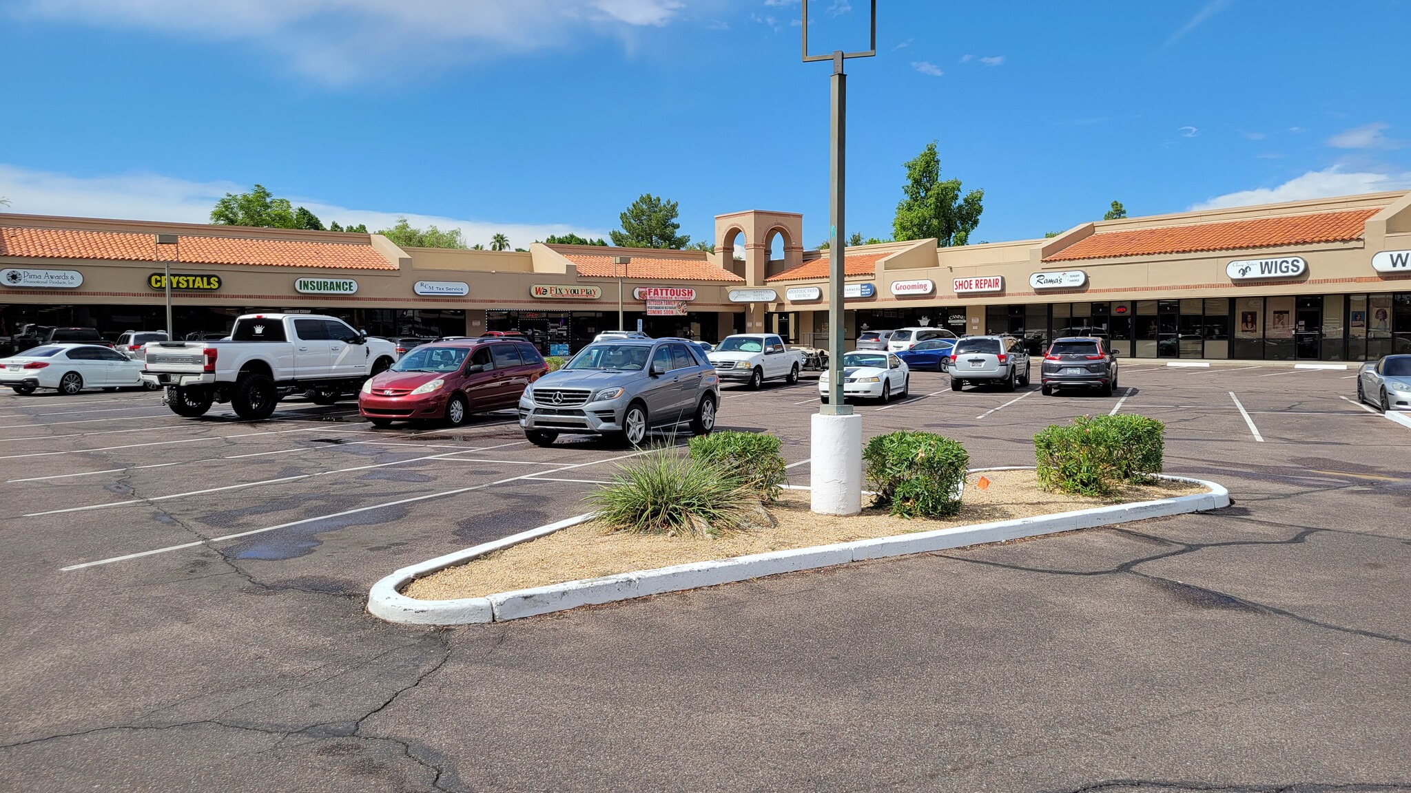 15610-15620 N 35th Ave, Phoenix, AZ for lease Building Photo- Image 1 of 12