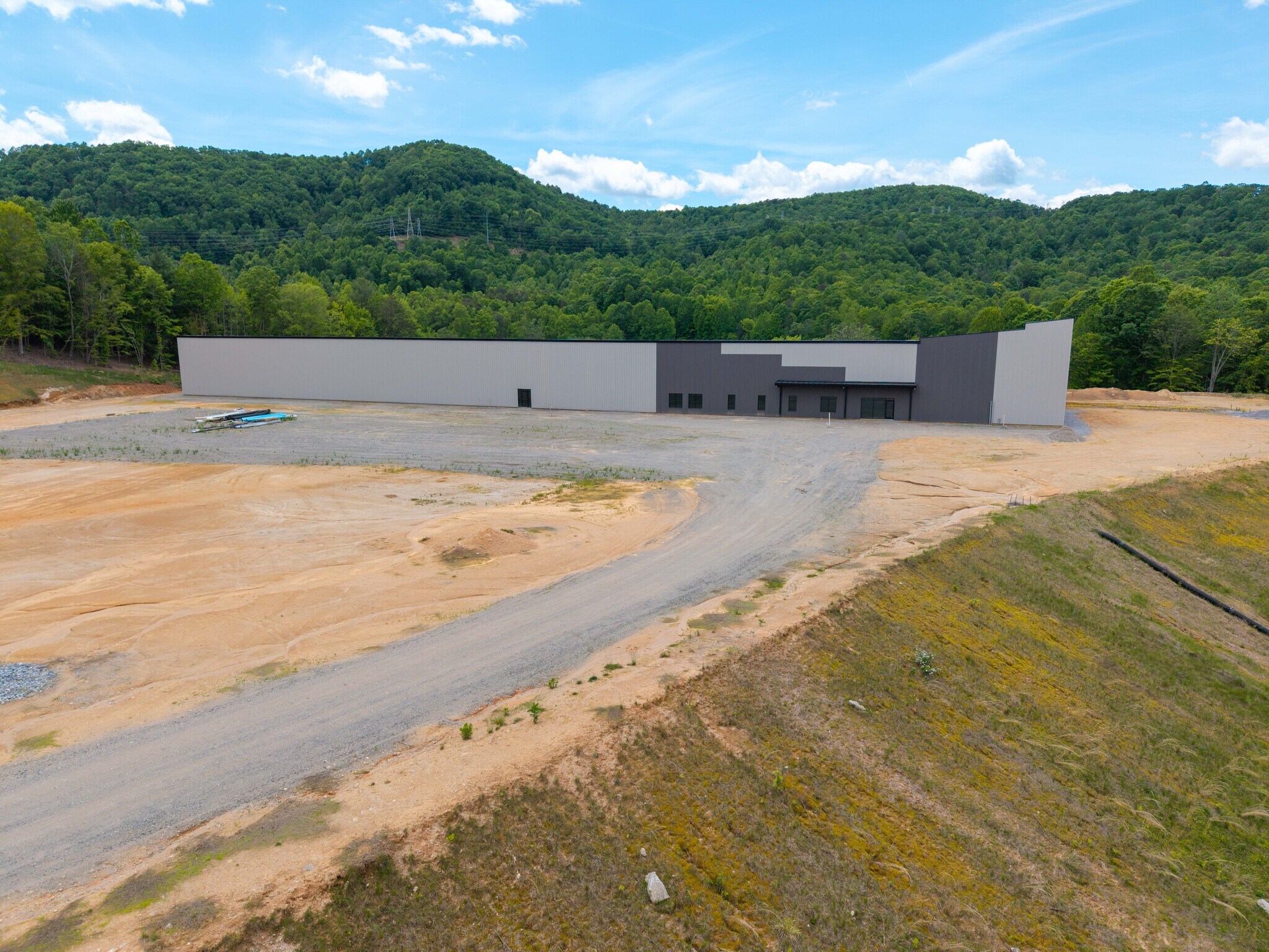 100 College Dr, Marion, NC for sale Primary Photo- Image 1 of 1