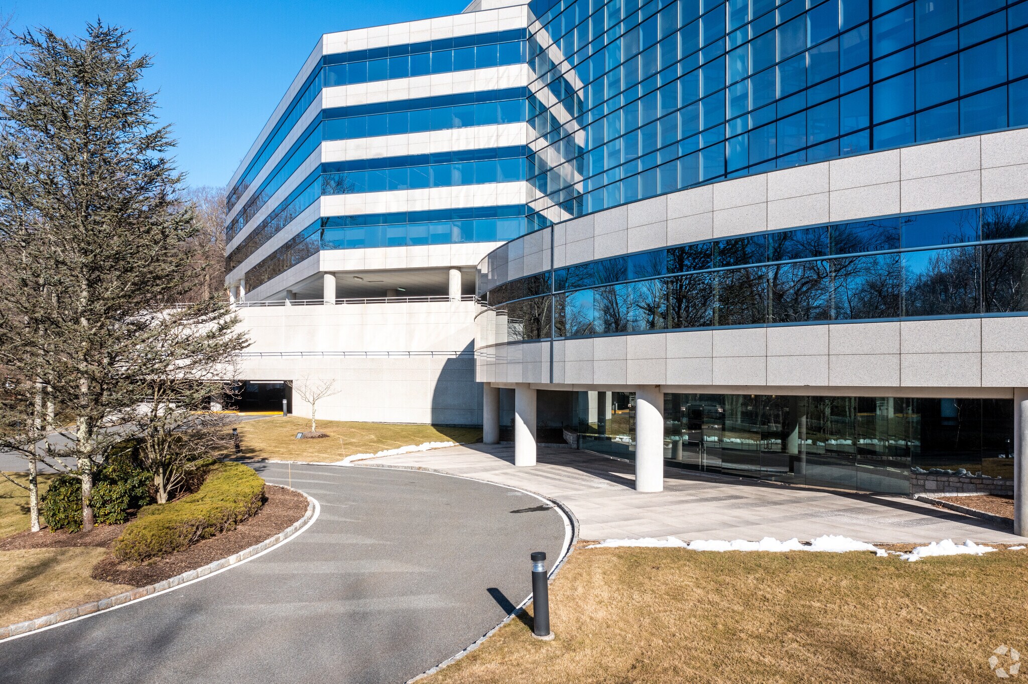 200 Summit Lake Dr, Valhalla, NY 10595 Summit At Westchester