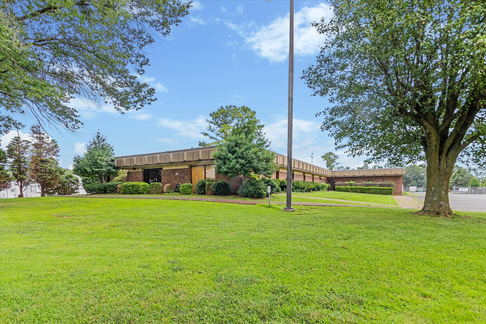 7266 Governors West NW, Huntsville, AL for sale Building Photo- Image 1 of 1