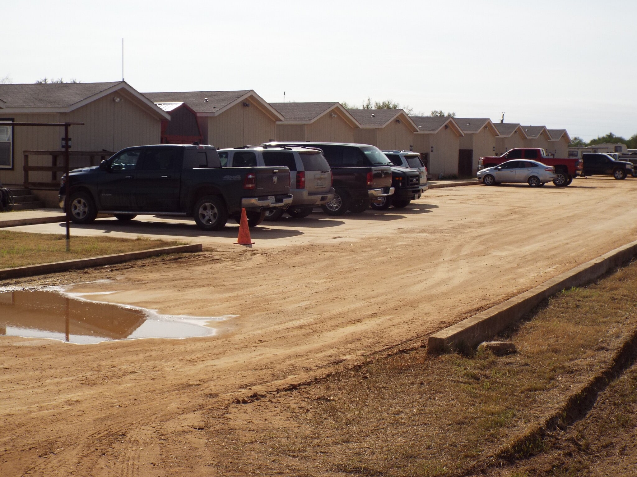 1100 County Road 4600, Dilley, TX 78017 Dilley Lodge