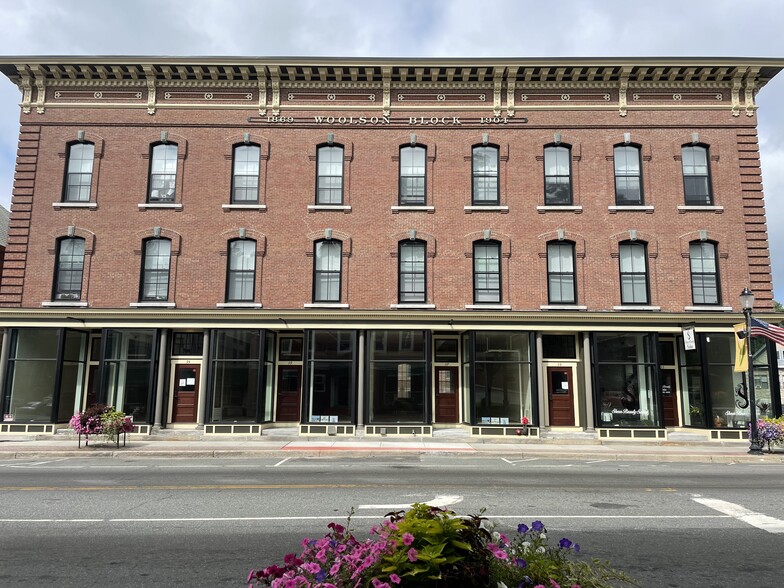 33-41 Main St, Springfield, VT for sale - Building Photo - Image 1 of 1