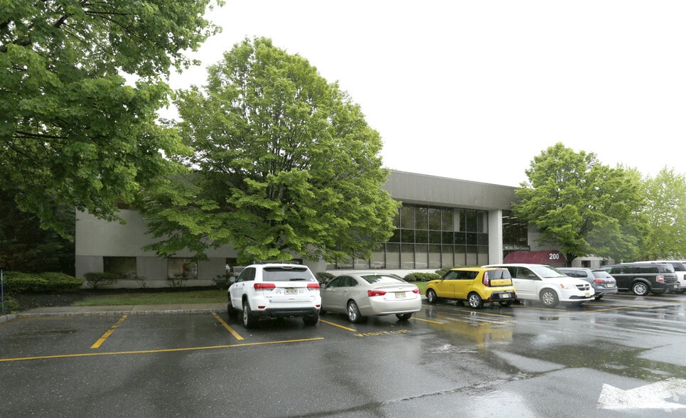 200 White Rd, Little Silver, NJ for lease - Building Photo - Image 3 of 15