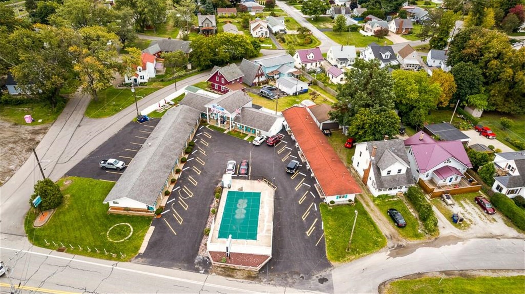 3107 W Lake Rd, Erie, PA 16505 Riviera Motel
