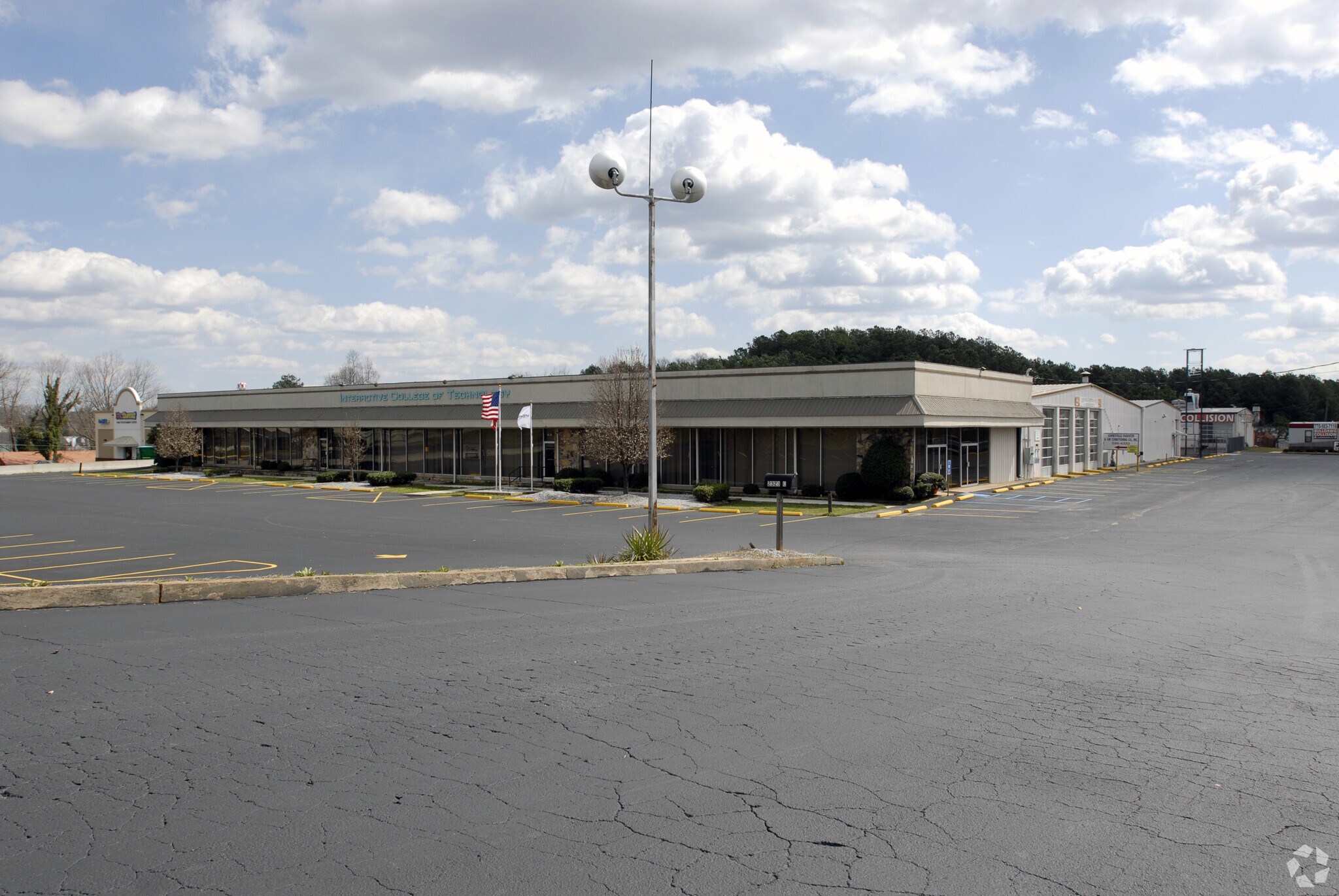 2323 Browns Bridge Rd, Gainesville, GA for sale Primary Photo- Image 1 of 1