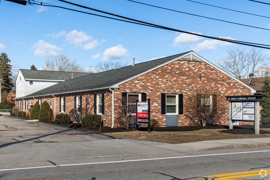 55 W Central St, Franklin, MA for lease - Primary Photo - Image 1 of 4