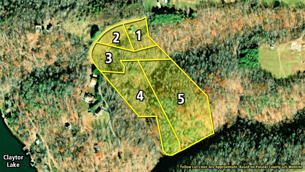4042 Cabin Land Dr, Radford, VA 24141