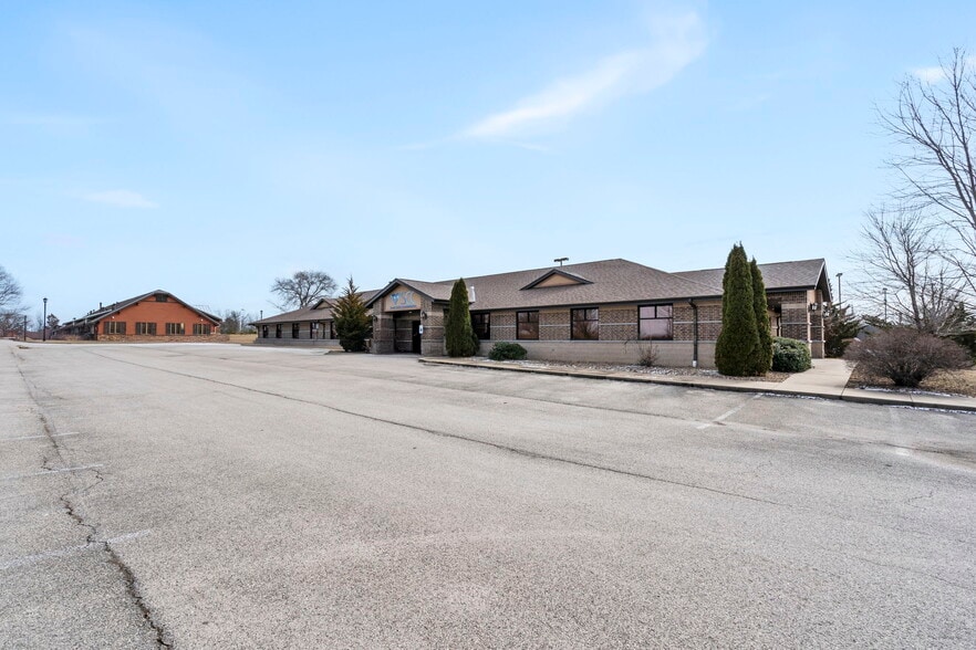 4136 South Scenic, Springfield, MO for lease - Building Photo - Image 3 of 41