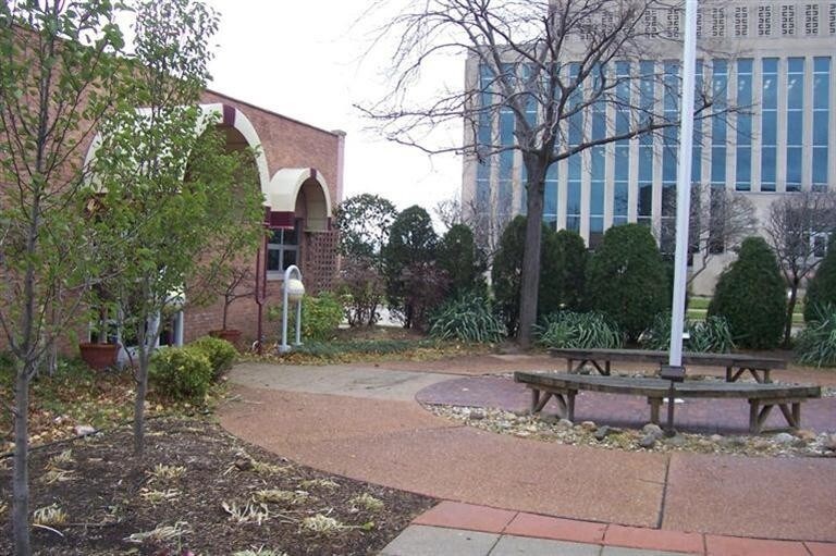 800 Port St, Saint Joseph, MI for sale Primary Photo- Image 1 of 1