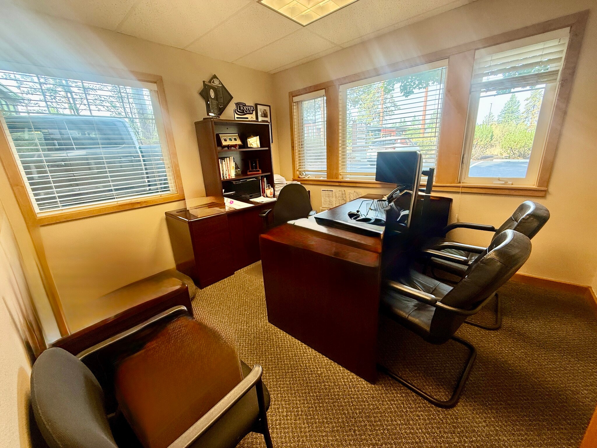 547 SW 13th St, Bend, OR for lease Interior Photo- Image 1 of 9