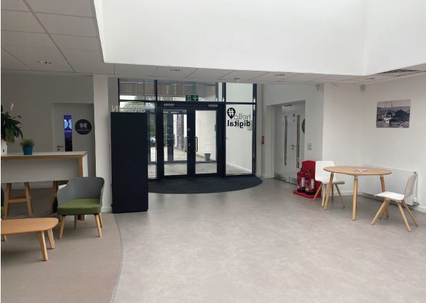 Highland Ave, Sandbank for lease - Interior Photo - Image 3 of 3