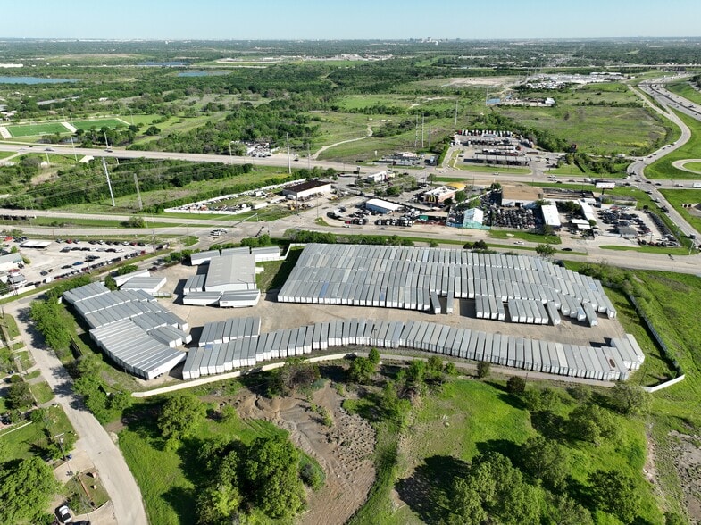 5956 W Jefferson Blvd, Dallas, TX for lease - Aerial - Image 3 of 10