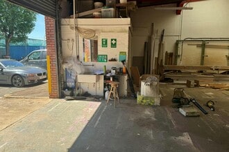 3-39 Arrol Pl, Glasgow for lease Interior Photo- Image 2 of 3