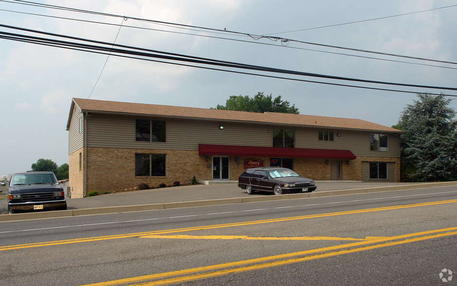 17314 Virginia Ave, Hagerstown, MD for sale - Primary Photo - Image 1 of 1