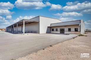 Warehouse & Office/Showroom Space Near Hwy 80 - Warehouse