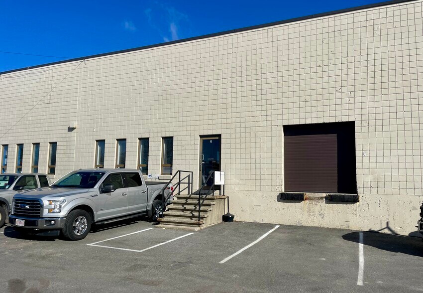 14 Everberg Rd, Woburn, MA for lease - Building Photo - Image 2 of 6