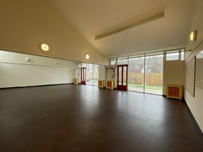 36 Springwell Rd, Hounslow for lease Interior Photo- Image 1 of 7