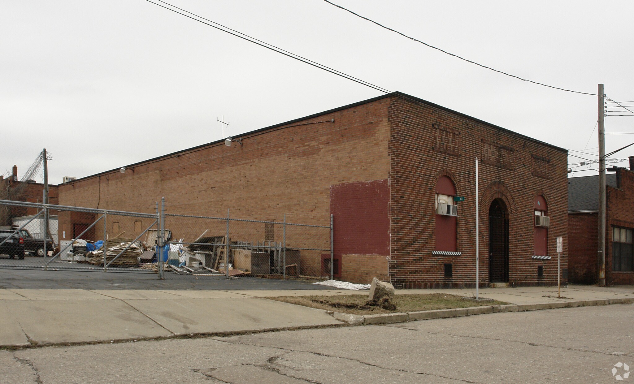 112 E 19th St, Lorain, OH for sale Primary Photo- Image 1 of 1
