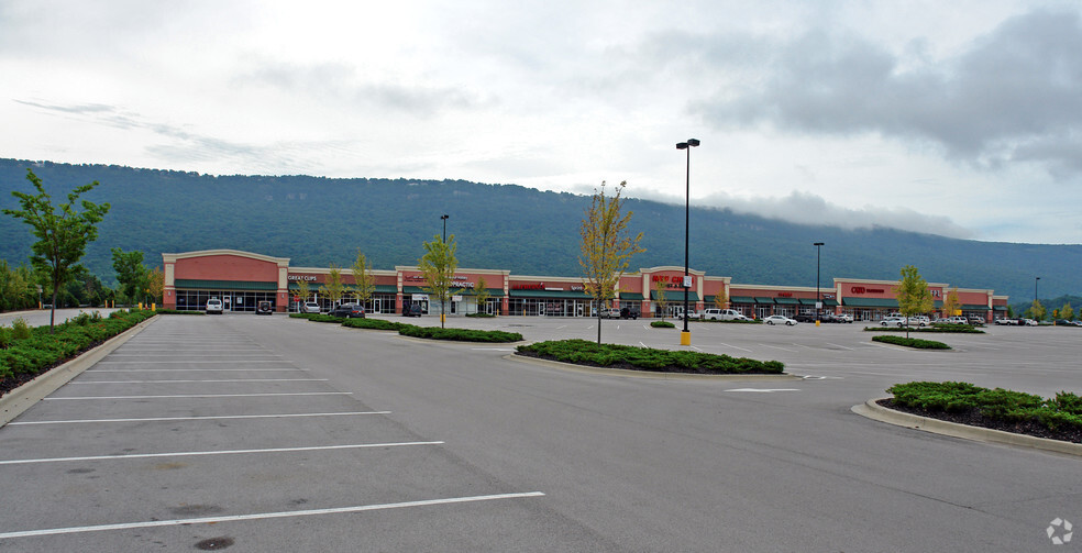 3450 Cummings Hwy, Chattanooga, TN for lease - Primary Photo - Image 1 of 10