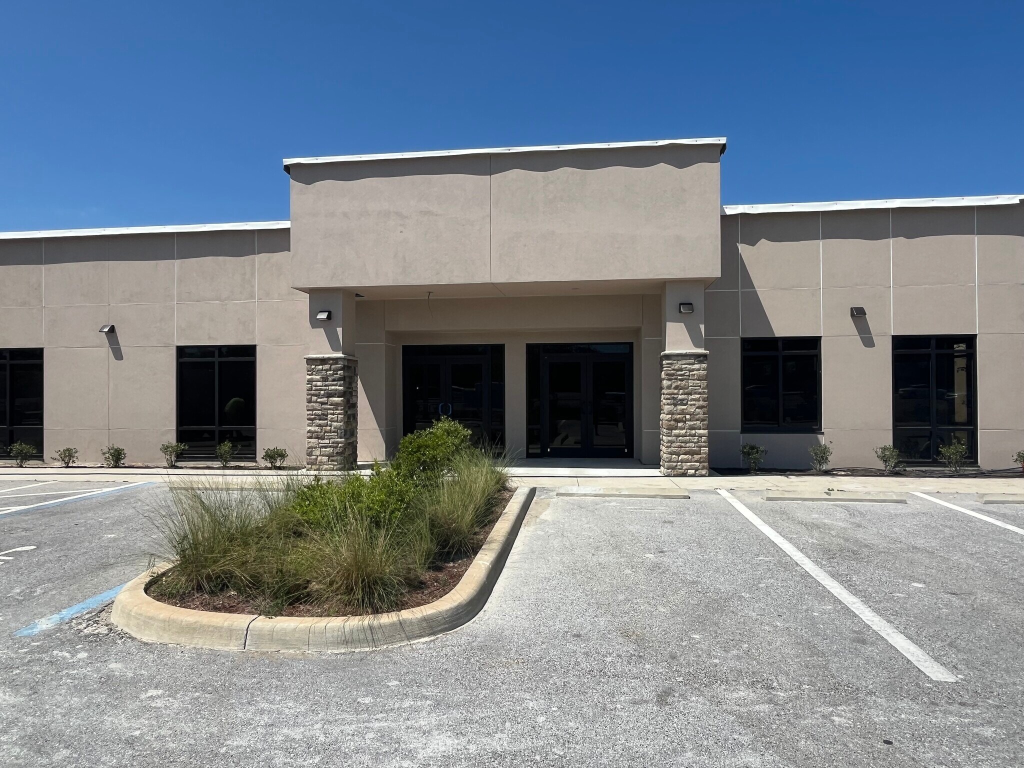 5087 Little Rd, New Port Richey, FL 34655 Office/Medical for Lease