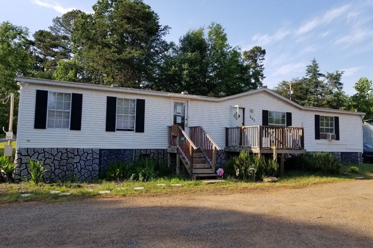 Silver Lake Dr, Easley, SC for sale Primary Photo- Image 1 of 1
