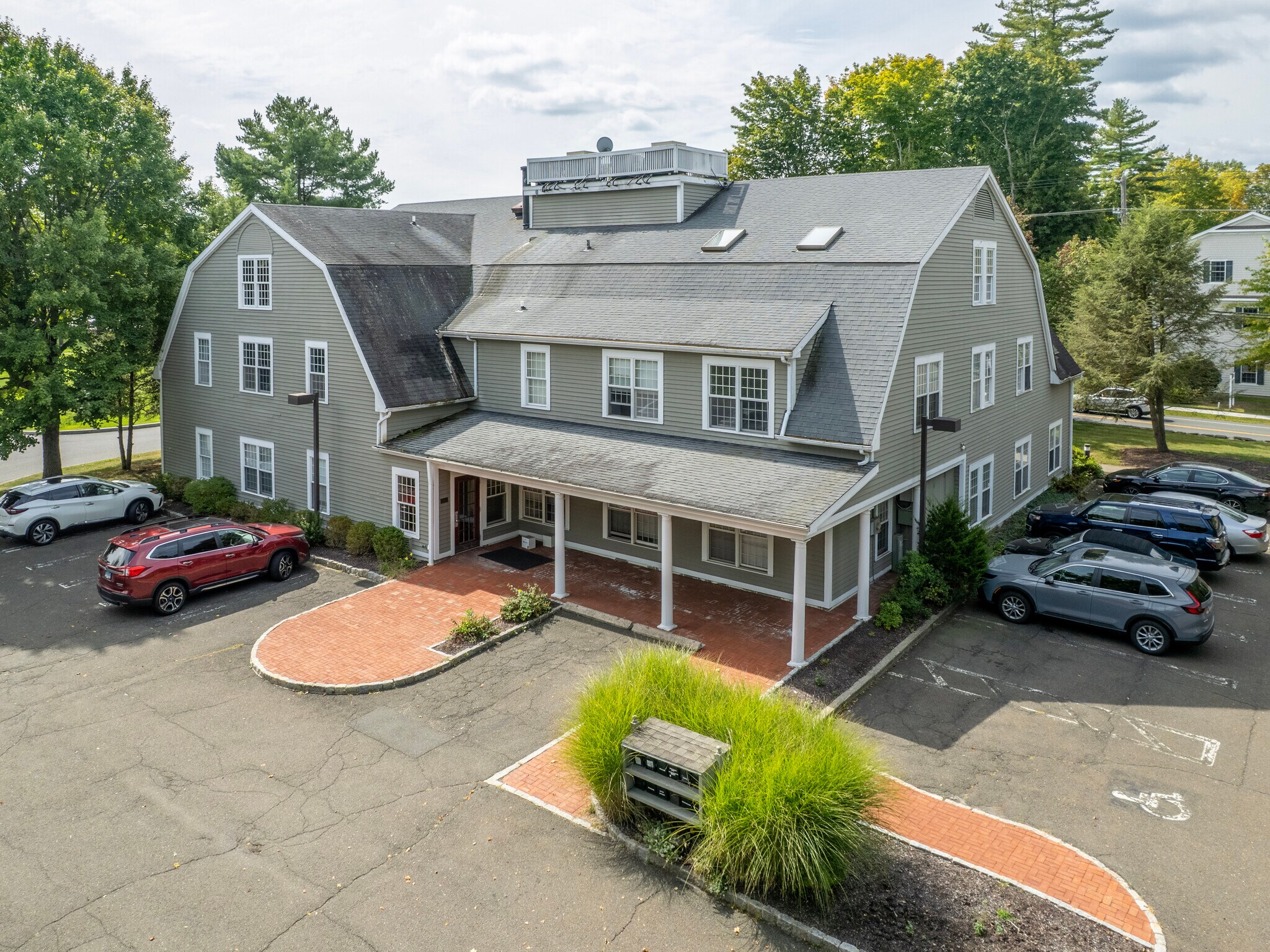 158 Danbury Rd, Ridgefield, CT for lease Building Photo- Image 1 of 5
