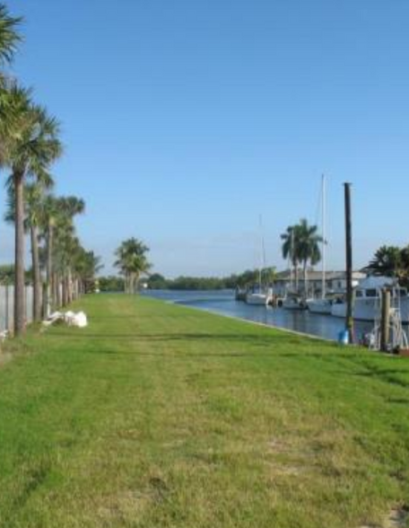 19105-19150 Sea Side Dr, Fort Myers Beach, FL for sale - Building Photo - Image 2 of 7