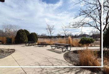 12075 N Corporate Pky, Mequon, WI for lease - Building Photo - Image 2 of 10