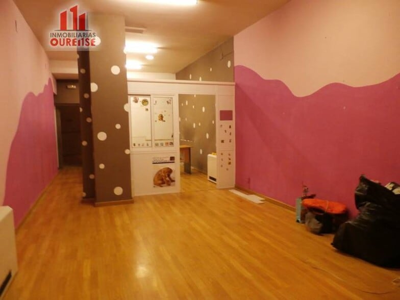 Retail in Ourense, Orense for sale - Building Photo - Image 1 of 7