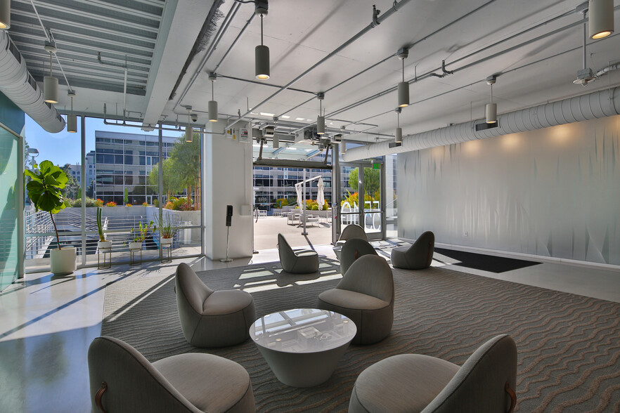 5510 Lincoln Blvd, Playa Vista, CA for lease - Lobby - Image 3 of 9