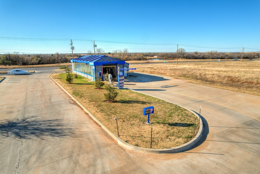 13400 Piedmont rd, Yukon, OK for sale - Primary Photo - Image 3 of 3