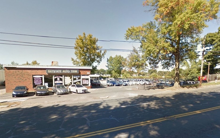 720 Berkshire Ave, Springfield, MA for sale - Primary Photo - Image 1 of 1
